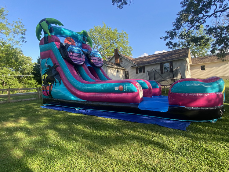18ft Beach Vibes