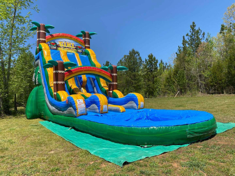 22ft Dual lane Tiki Plunge with pool